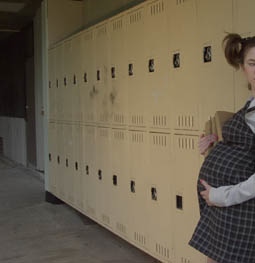 pregnant-teens-0315-changes